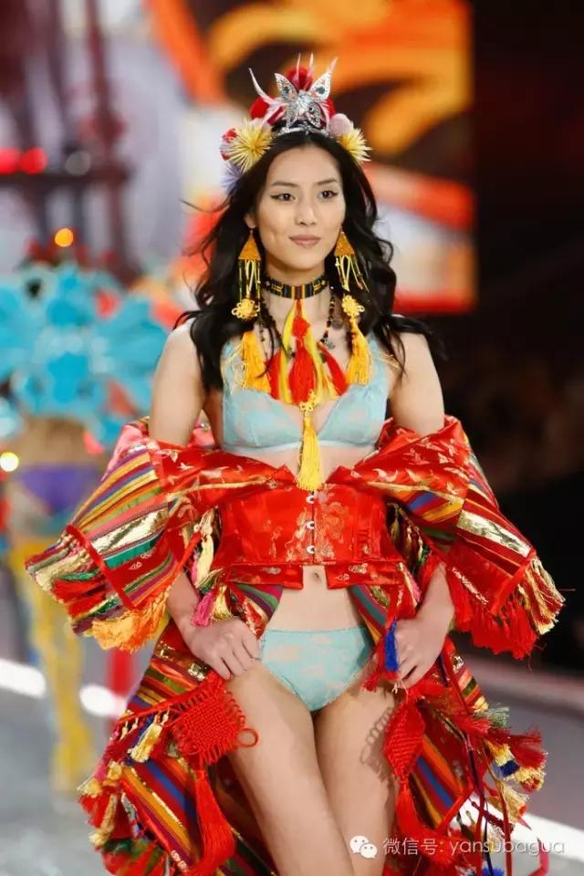 今年的维密秀,维密红高粱