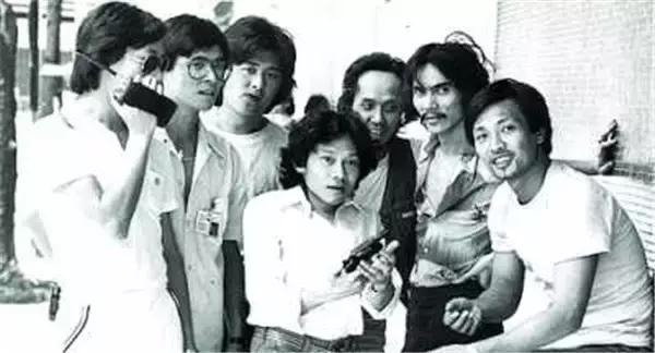 年少成名，新艺城七怪之一，枪法如神的罗宾探长