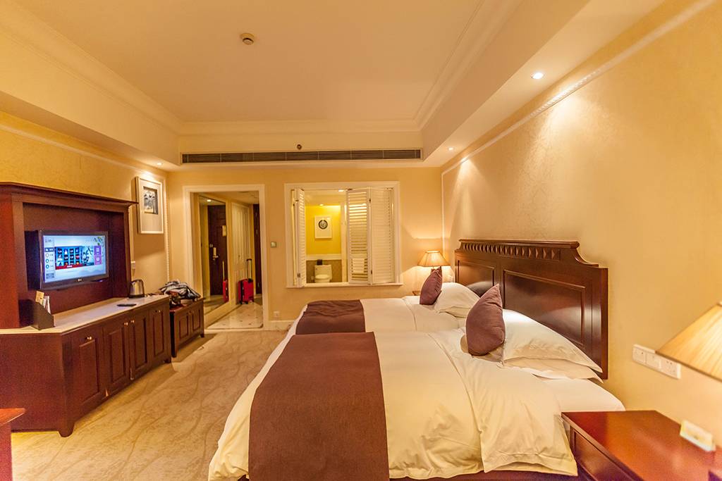 距离杭州仅30公里车程,距离杭州一小时车程的景点