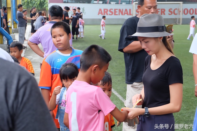 一个北京大男孩参与经营的泰国职业足球俱乐部，小球会、大梦想！