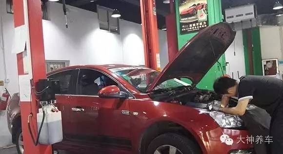 科鲁兹水箱漏水换新可以吗,科鲁兹节温器水管漏水