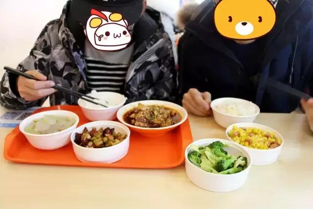 成都锦城学院大学最大食堂,川大锦城学院7个食堂