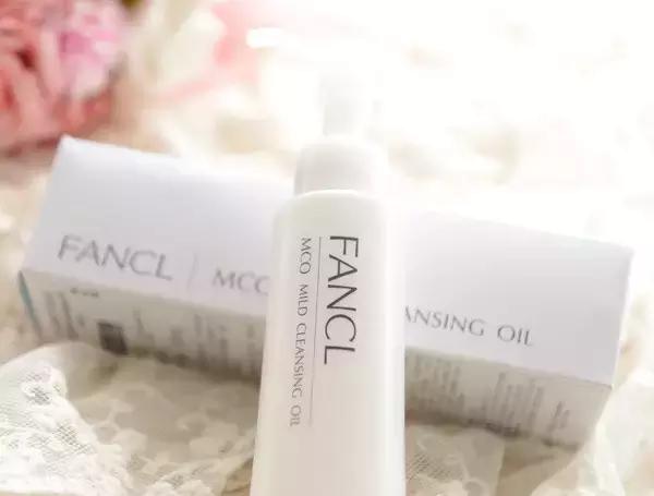 最热卸妆产品真实评测！植村秀红榜第一名，“网红”卸妆油不可信