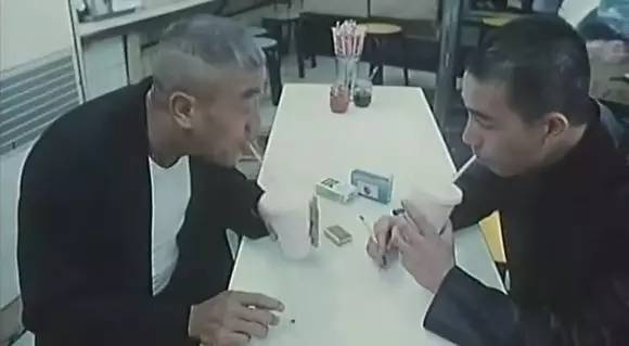 威客中国｜一盒万宝路，撩遍所有广告人