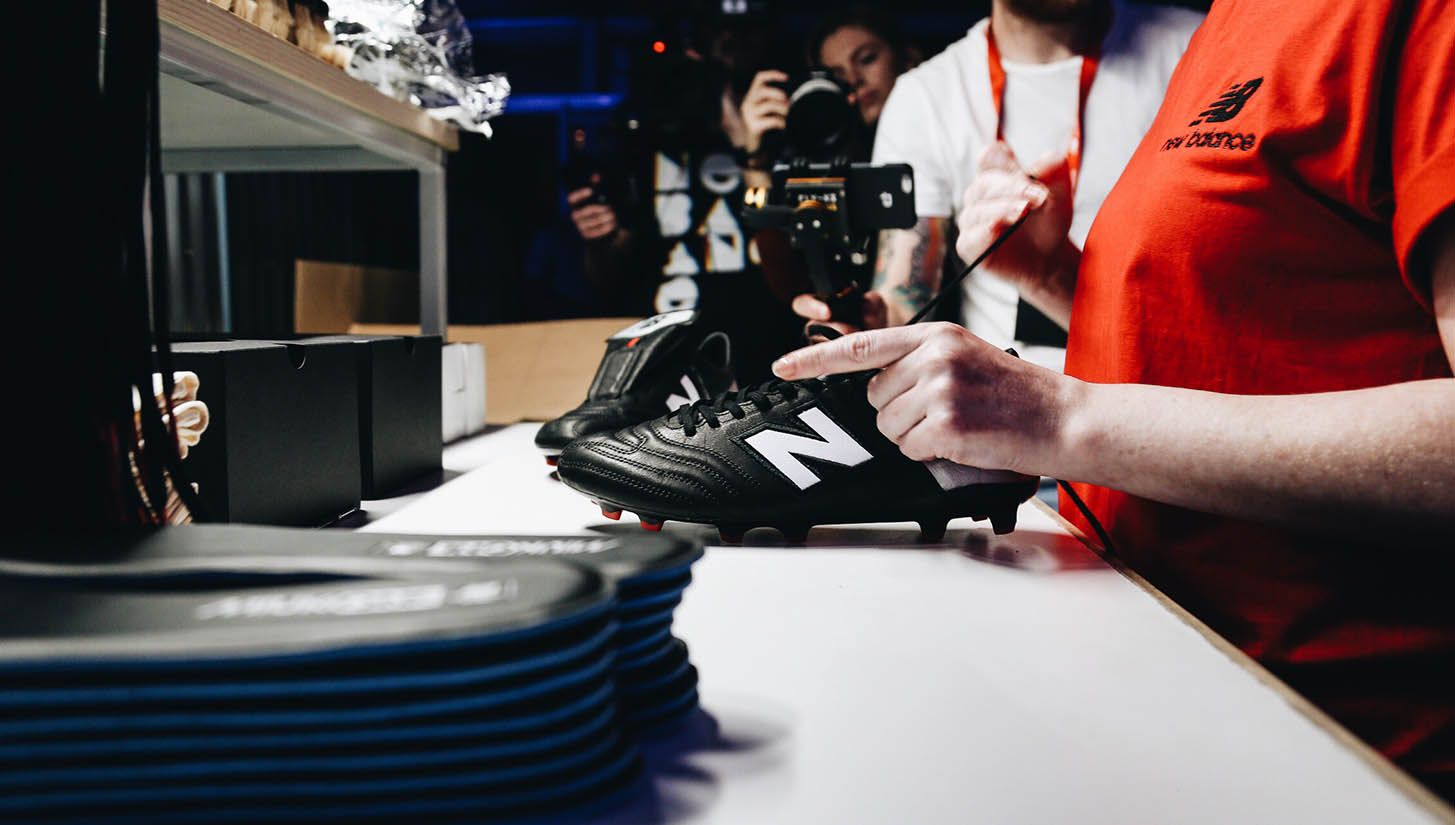 一双球鞋的生产过程,一双球鞋的制作过程