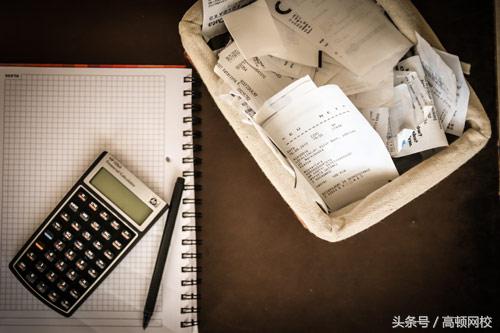 会计为什么都喜欢让商家交一点税,会计行业的各项税费是多少