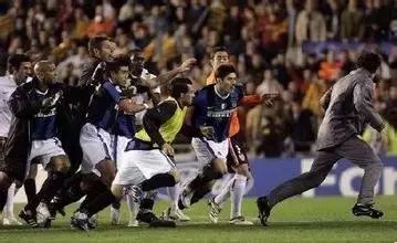 有告捷就有争斗，一起感受球场“火爆”瞬间！