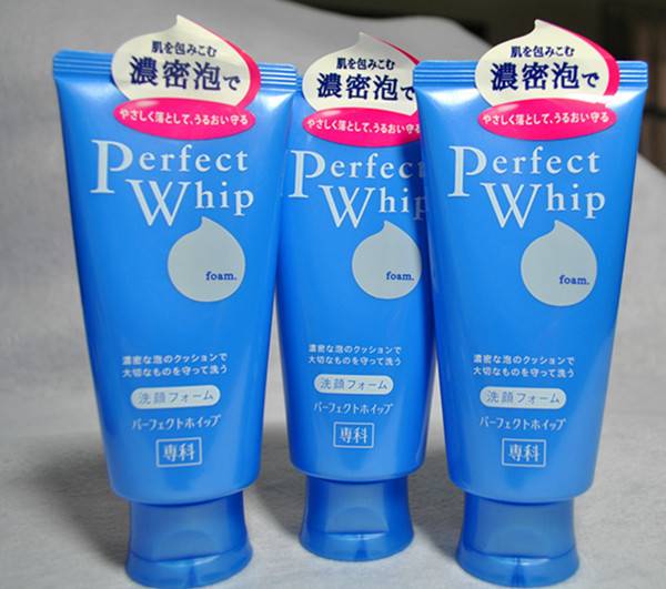 护肤第一步洗脸很重要,护肤的第一步不清洁