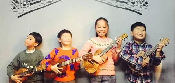 最贵的吉他限量50把,全世界最厉害的吉他大师