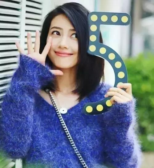 如何挑选毛衣款式,毛衣款式搭配颜色