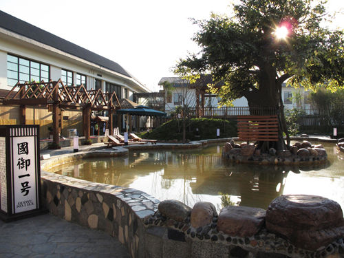 石家庄周边室外温泉,白鹿温泉距离石家庄多远