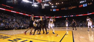 格林打努尔基奇杨毅解说反应,格林再次扣篮