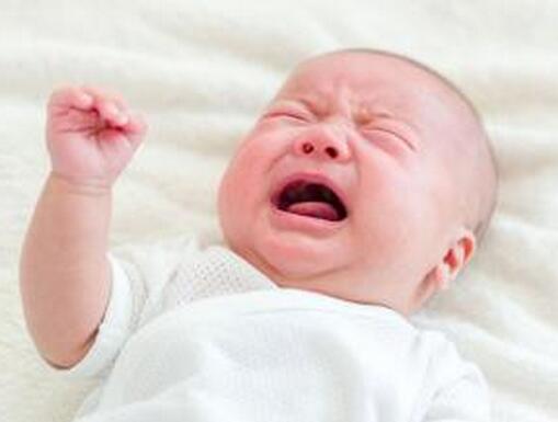 女宝宝外阴粘连复发,周岁女宝外阴粘连