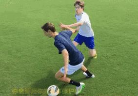 瓒崇悆鑳岃韩鎷跨悆鎶ょ悆瑙嗛瀹炴垬,瓒崇悆鑳岃韩鎷跨悆瀹炴垬