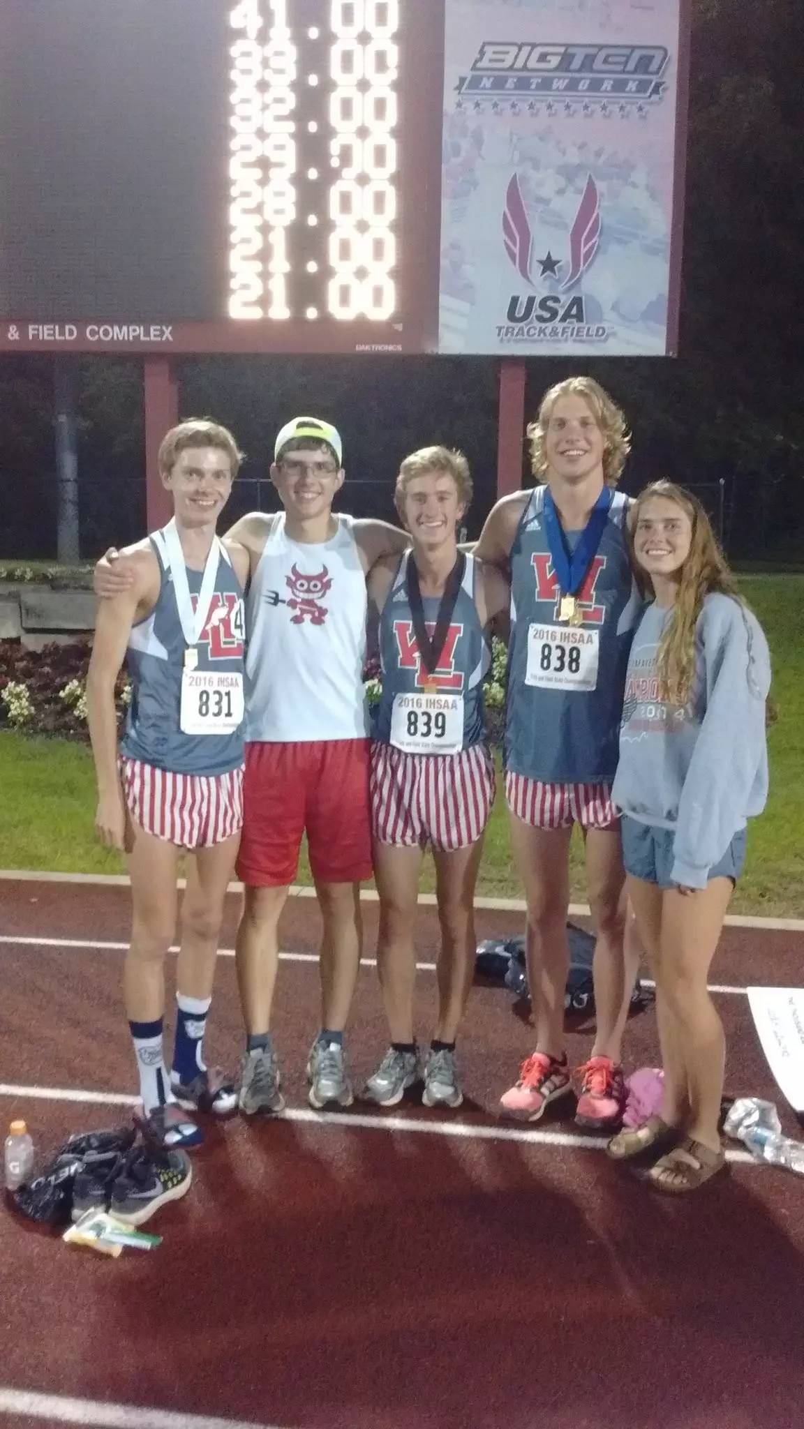 肥胖被嘲笑后逆袭,一个胖子因过度肥胖被同学嘲笑