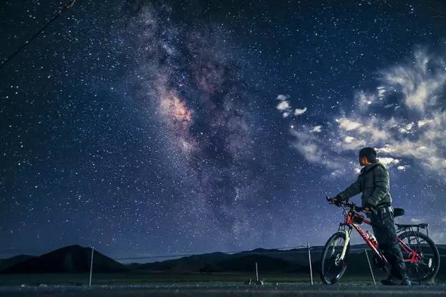 郭川师弟白宇：没裸奔过的人生不算完整｜封面