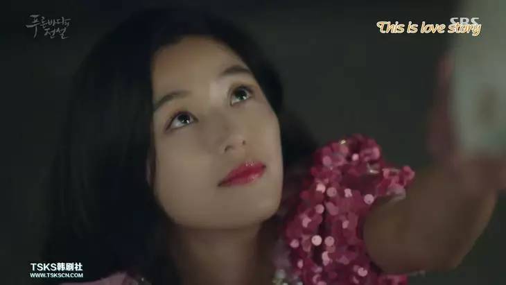 一千块的卫衣，一万块的鞋，就算做了人鱼，全智贤也要时髦到底！