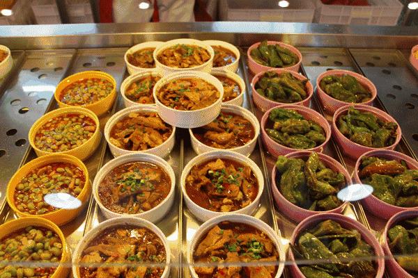 成都锦城学院大学最大食堂,川大锦城学院7个食堂