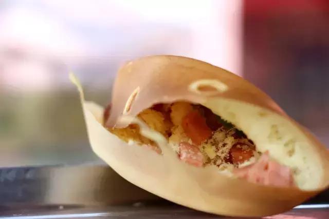 成都锦城学院大学最大食堂,川大锦城学院7个食堂