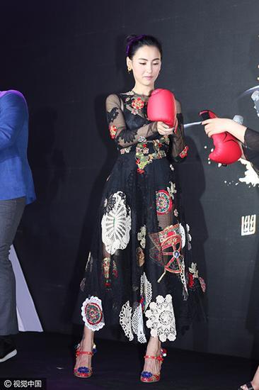 时尚新宠，DIY补丁徽章，明星们都中了“补丁毒”