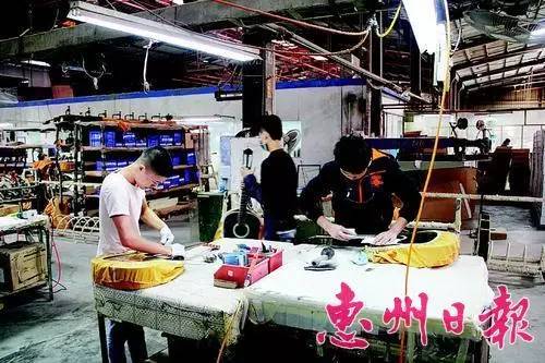 最贵的吉他限量50把,全世界最厉害的吉他大师