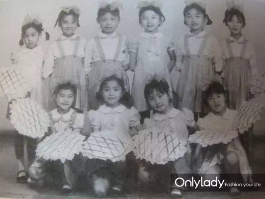 鲁豫换发型后照片,郭碧婷鲁豫同款短发