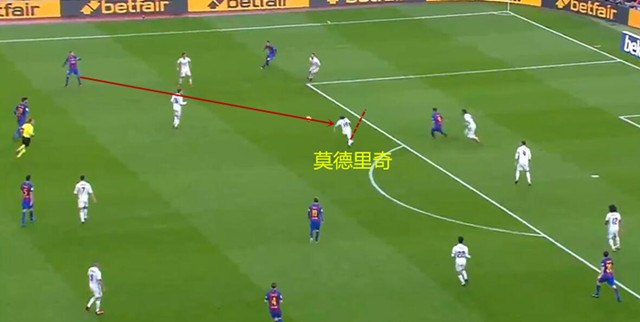 皇马中场大师们,皇马中场大师穆帅