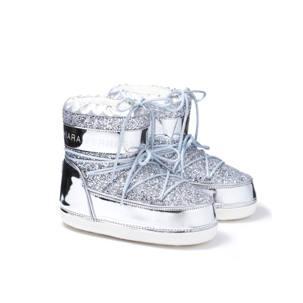 别再说鞋子没得配了,别再说雪地靴俗气了