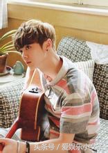 弹吉他很帅的男明星,弹吉他特别帅的一个男的