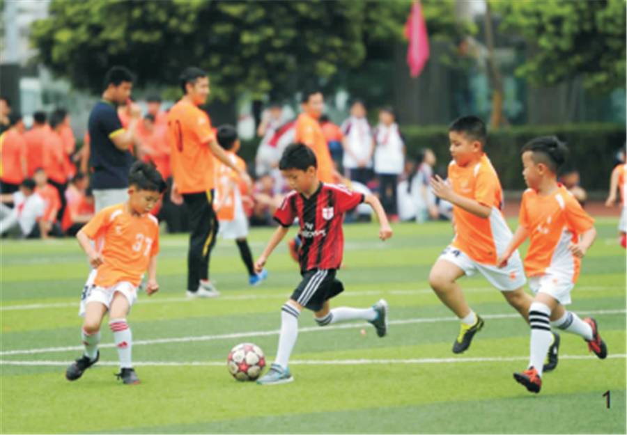 校园足球特色校整体活动方案,学校足球运动比赛