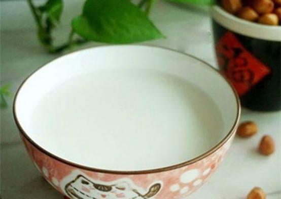 做一碗爽滑花生露，营养一个冬季