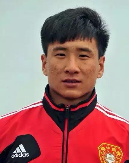 泰达即将亮相新援居然两次和弗爵爷同框！