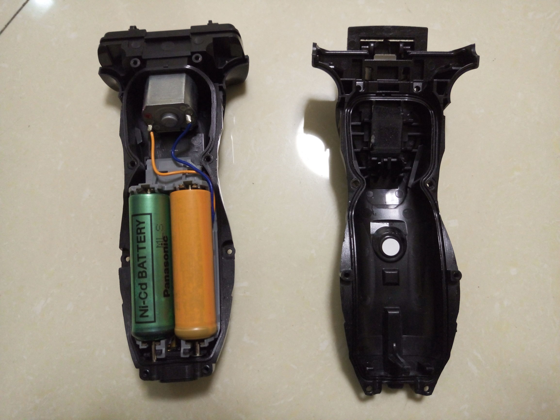 松下电动剃须刀怎样拆解修理,松下剃须刀es4027换电池教程