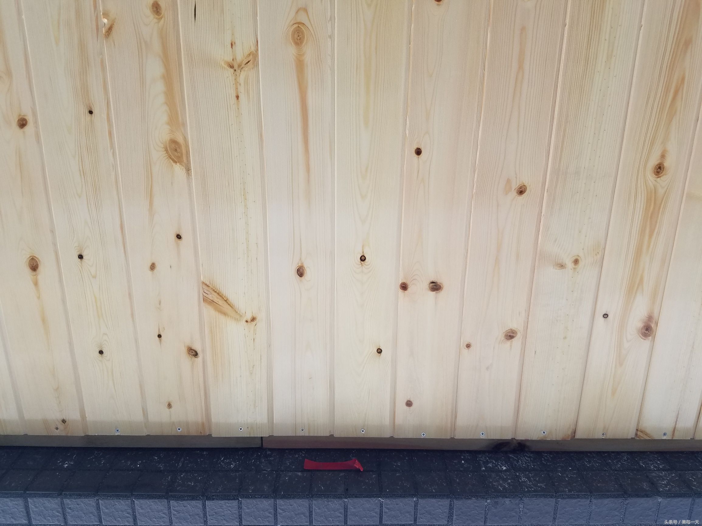 隔墙桑拿板安装,成都桑拿板安装人工费