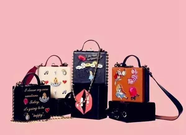 杨幂刘雯等人纷纷终止合作,杨幂刘雯新款包