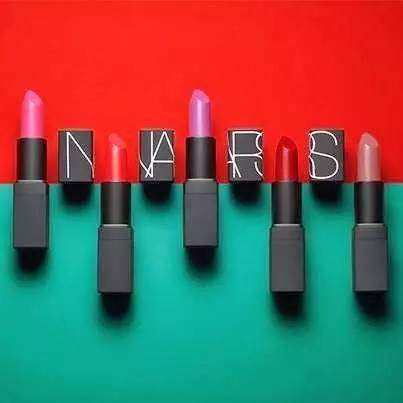 化妆品入境有哪些关注事项,入境行李托运可以带多少护肤品