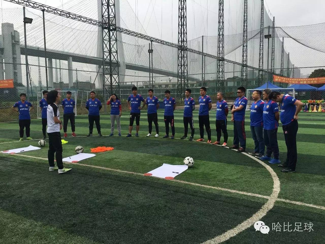 涓婃捣瓒崇悆闈掕姊槦姒傝,涓婃捣婊╄冻鐞冮槦闈掕椋庝簯