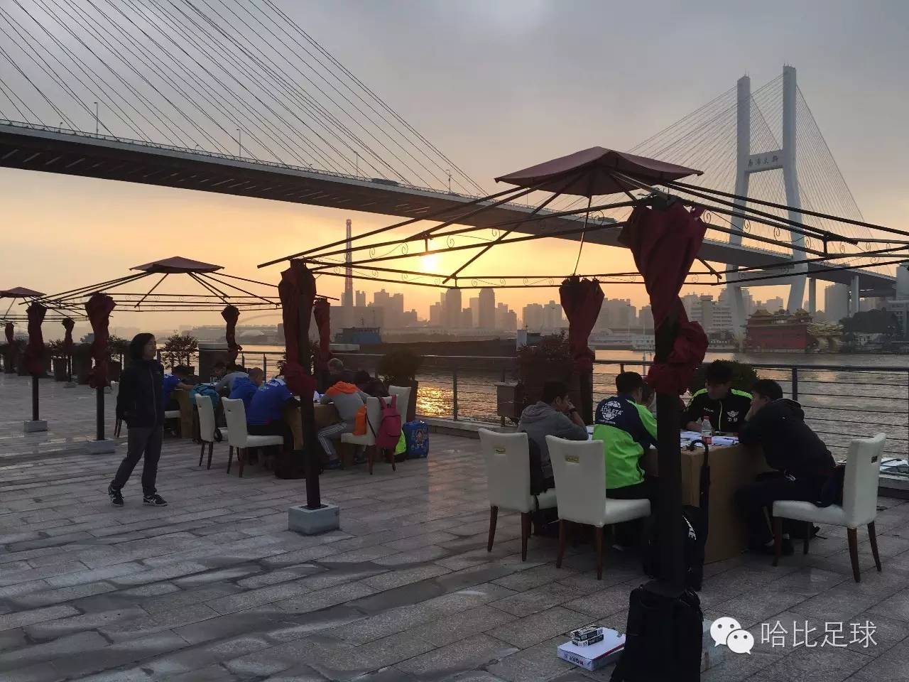 涓婃捣瓒崇悆闈掕姊槦姒傝,涓婃捣婊╄冻鐞冮槦闈掕椋庝簯