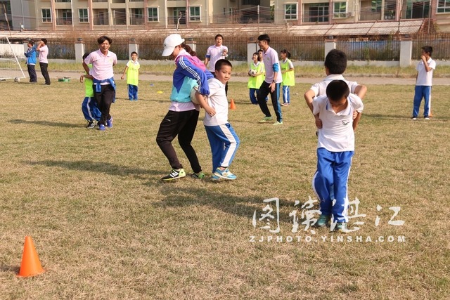 省校园足球精英教练员培训班结业