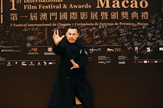 释彦能的红毯之路红毯上的功夫型男