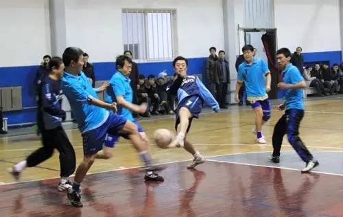 5人制比赛怎样安排合理,5人制比赛阵容有哪些搭配