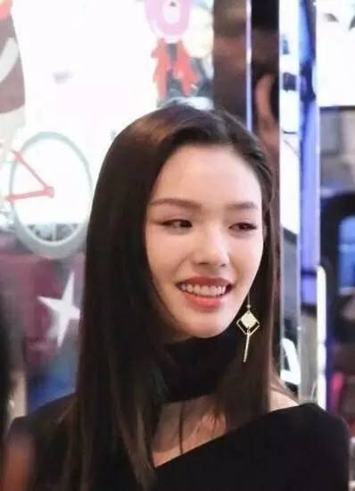 林允星女郎变脸视频,星女郎林允从幼稚到成熟演技爆表