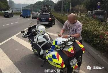 私家车车顶放自行车合法吗,车顶装小自行车违法吗