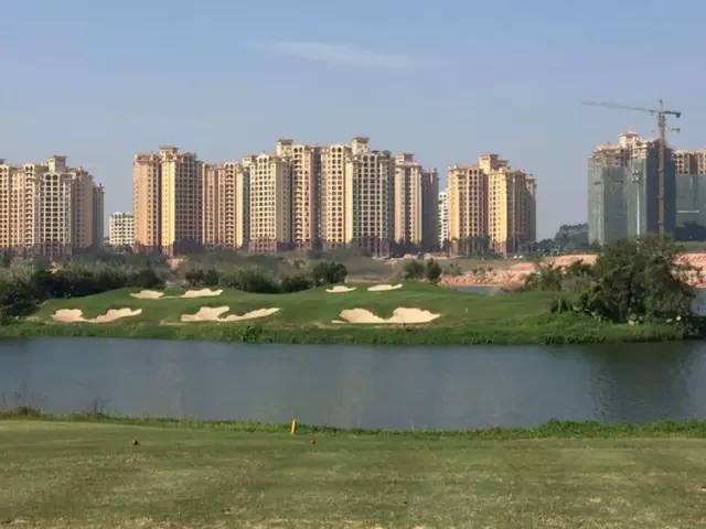 世界冠军专程助阵，为参赛球队提供总决赛球场最全攻略