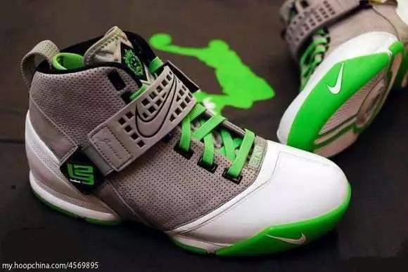 盘点nike,nike詹姆斯20测评