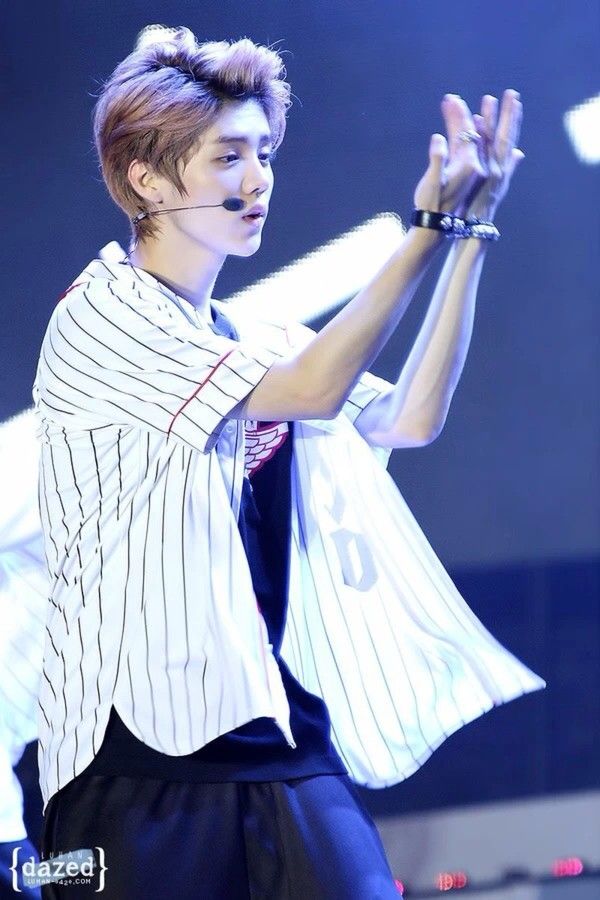 鹿晗60张照片,鹿晗跳舞时的图片