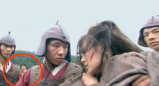 星爷穿帮镜头绝对搞笑笑死我了,周星驰吴孟达搞笑片段少林足球