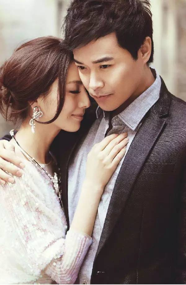 每个女神的背后都有一个人,每一个女神后面都有一个男神