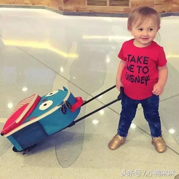 旅行必备宝宝行李箱怎么选,带孩子出游最实用的方法