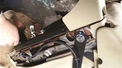 精！精！精！二手车如何识别系列之泡水篇！